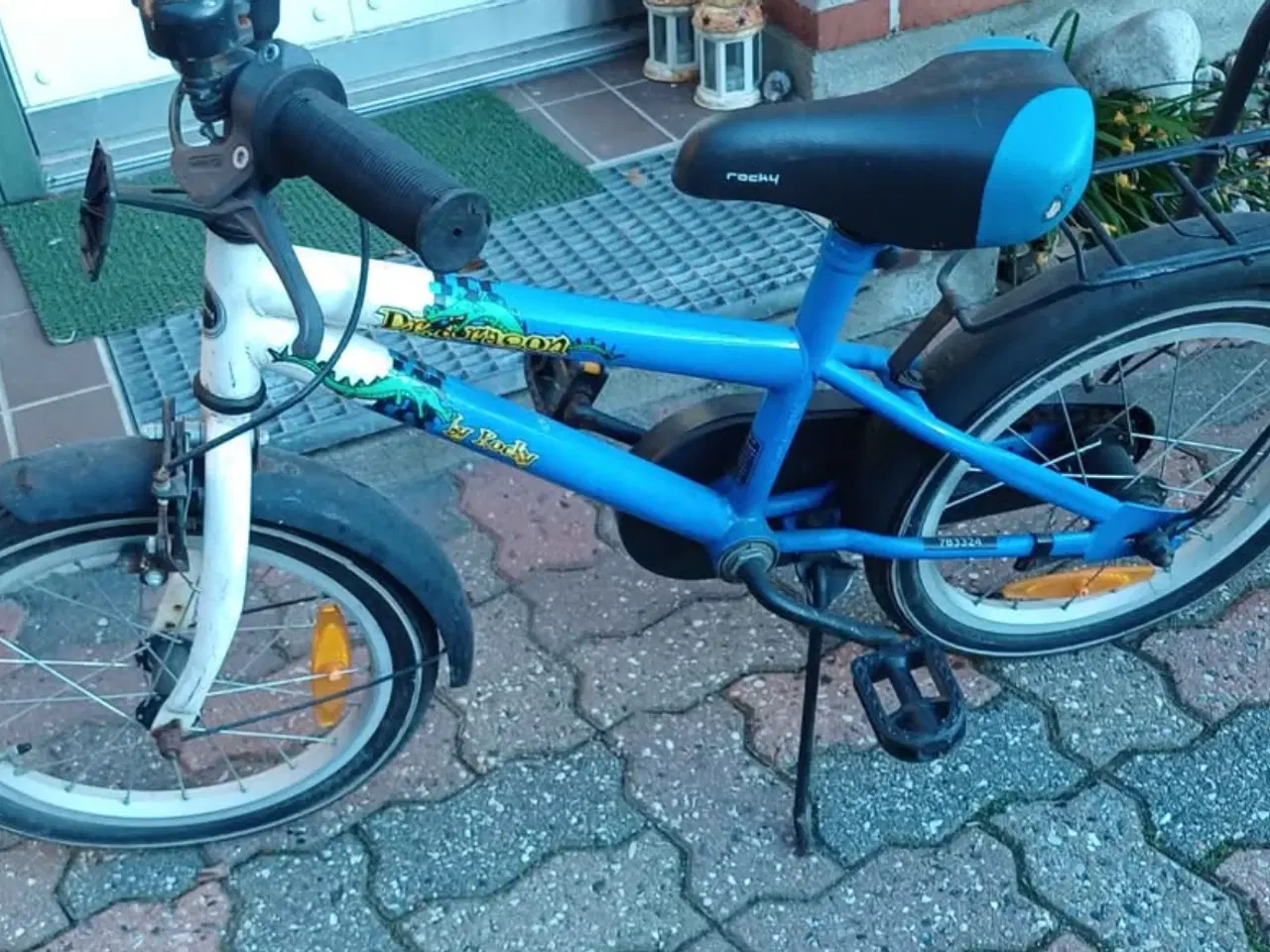 Billede 1 - Cykel 16” og gå vogn 