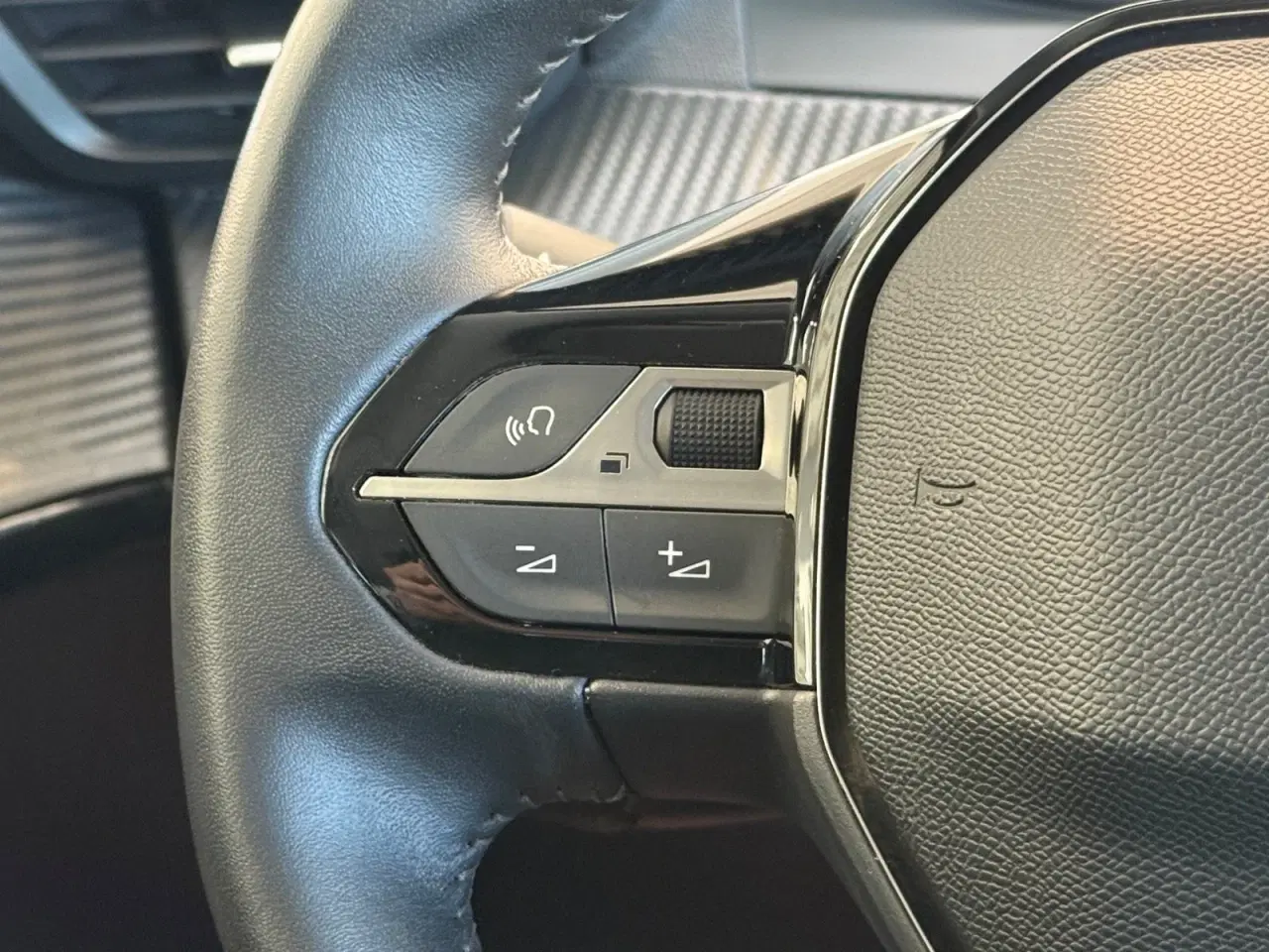 Billede 11 - Peugeot e-208 50 Active