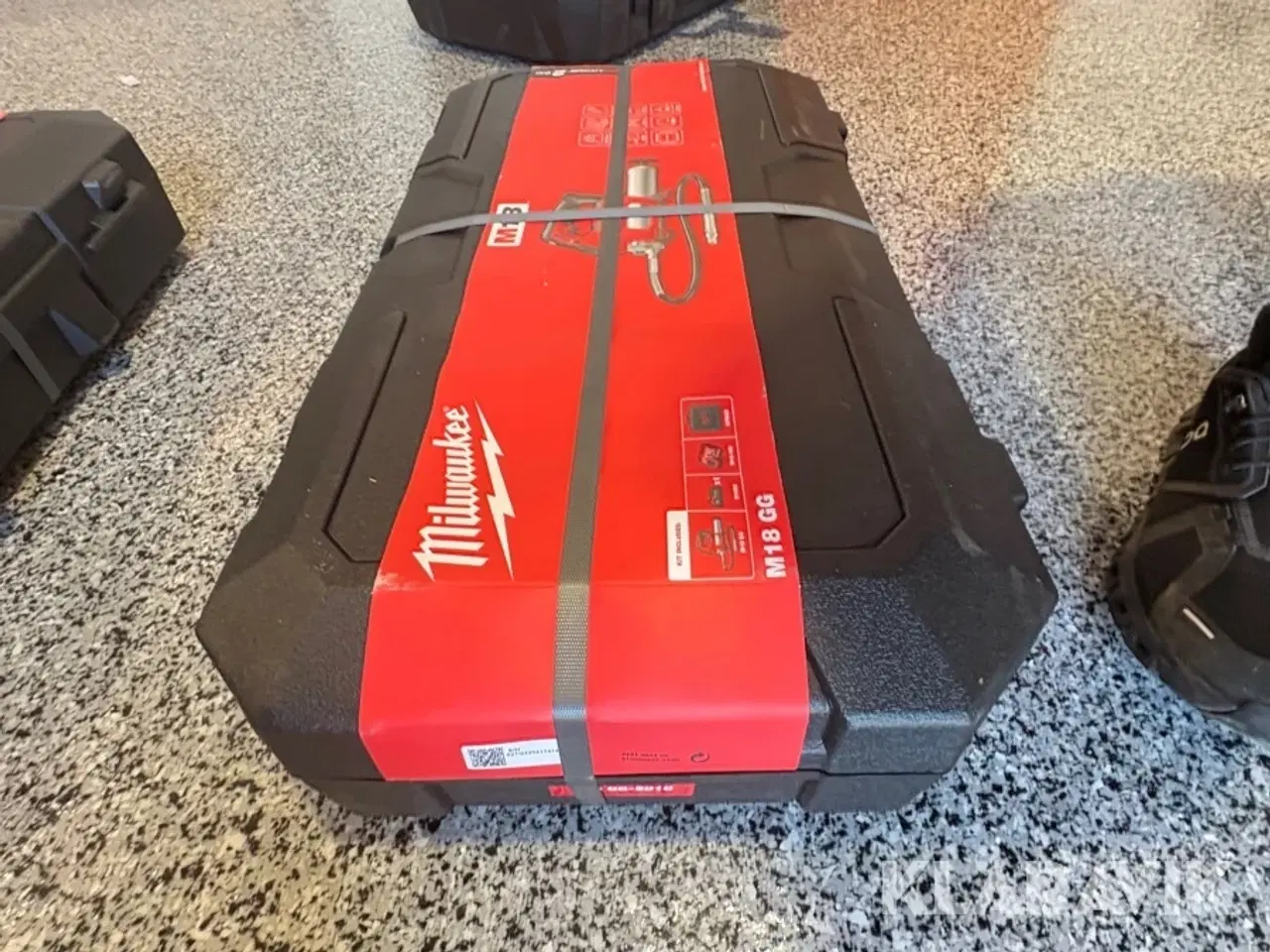 Billede 3 - Fedtpresse Milwaukee M18 GG-0