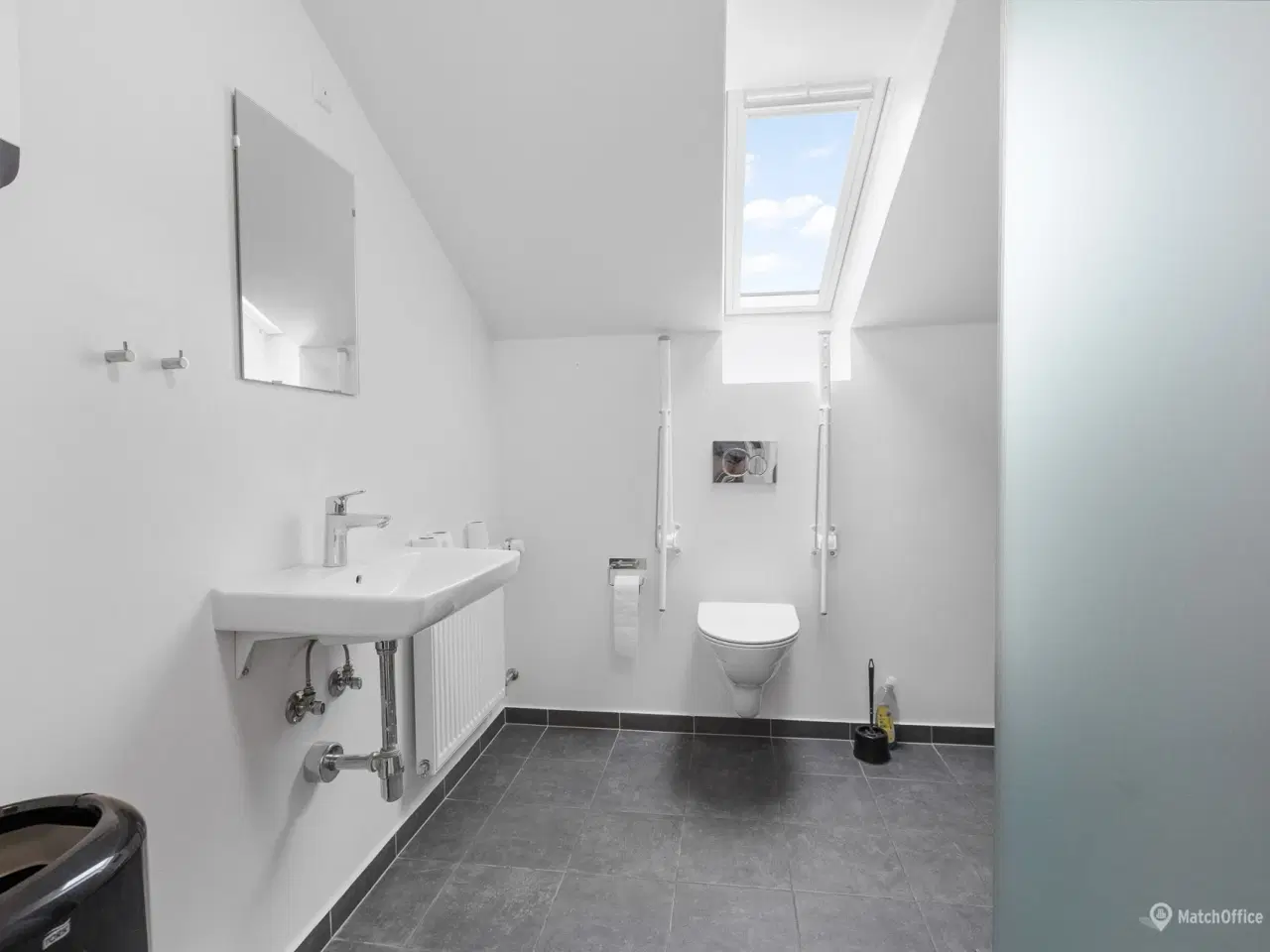 Billede 19 - Attraktiv introleje på kun kr. 1.100 pr. m² - Flot og indbydende storrumskontor