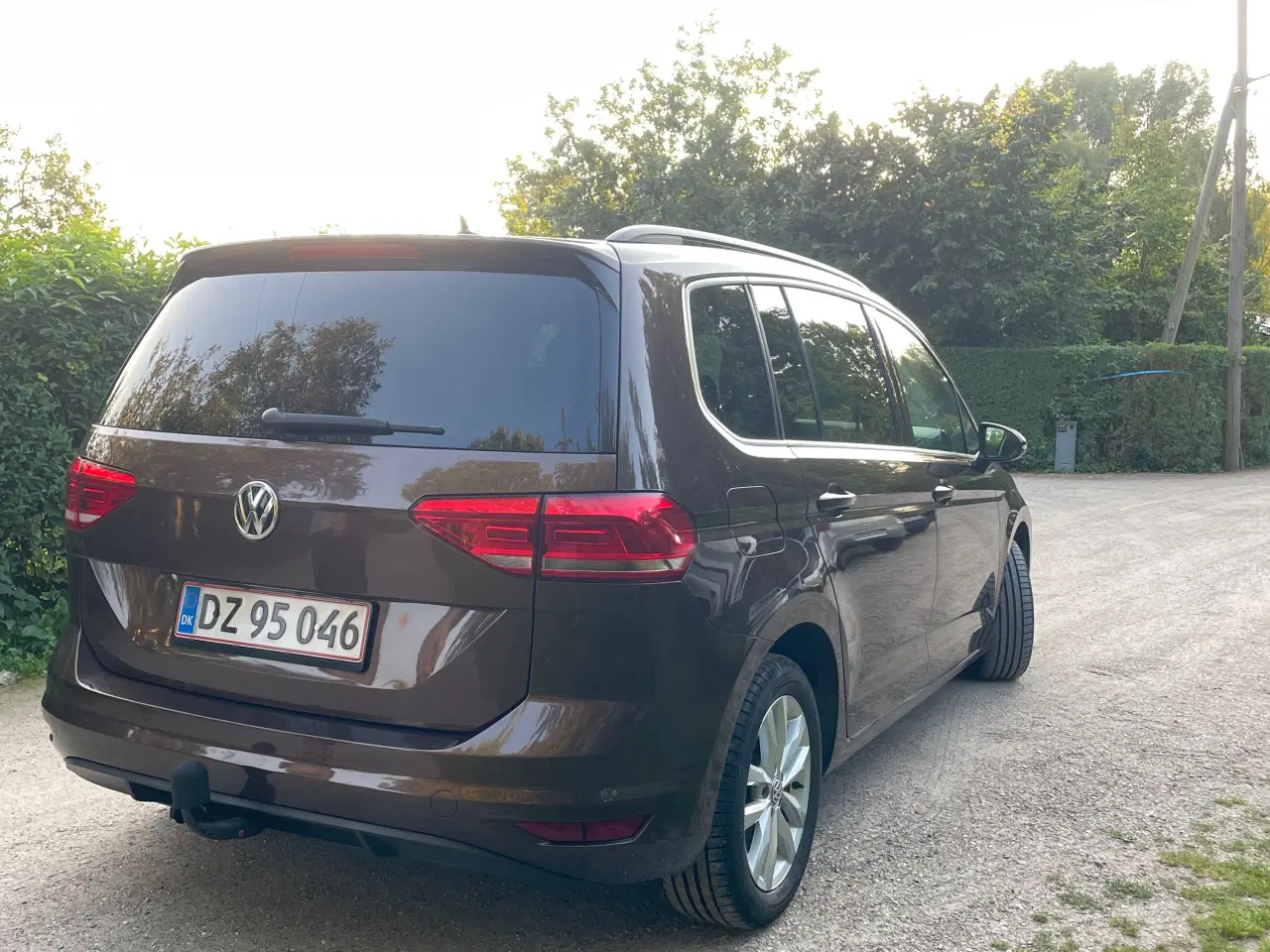 Billede 2 - Flot VW Touran 2016 CarPlay, sensor, trækkrog osv