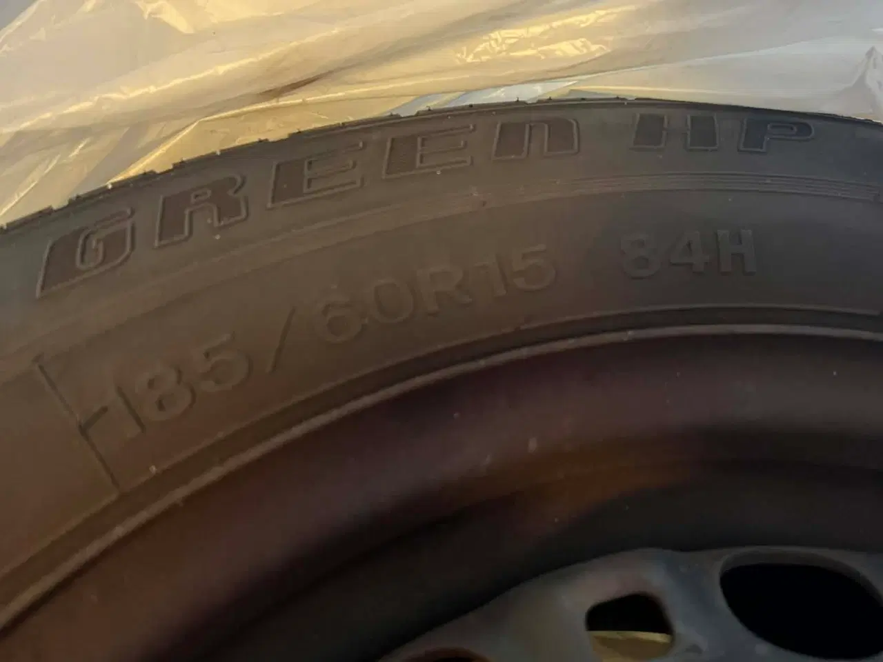 Billede 3 - Sommerdæk sat på Polo 