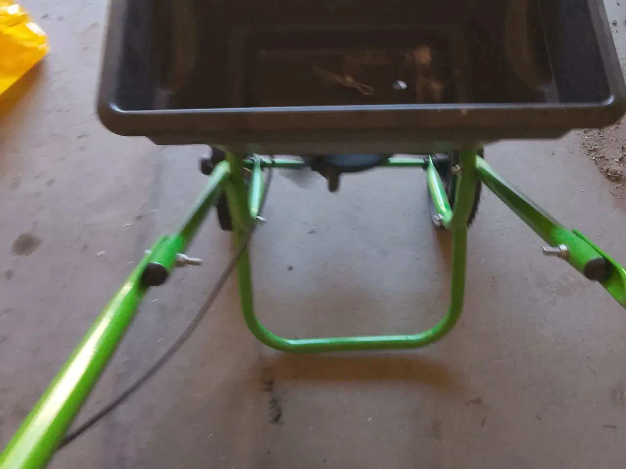 Billede 1 - Gødningsspreder til salg