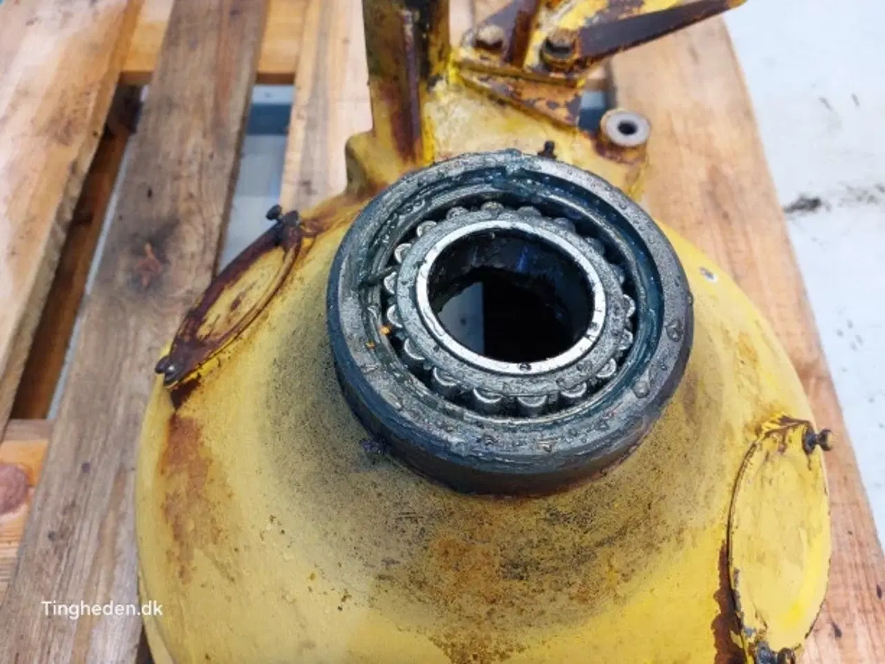 Billede 11 - New Holland TX34 Flange 80919171