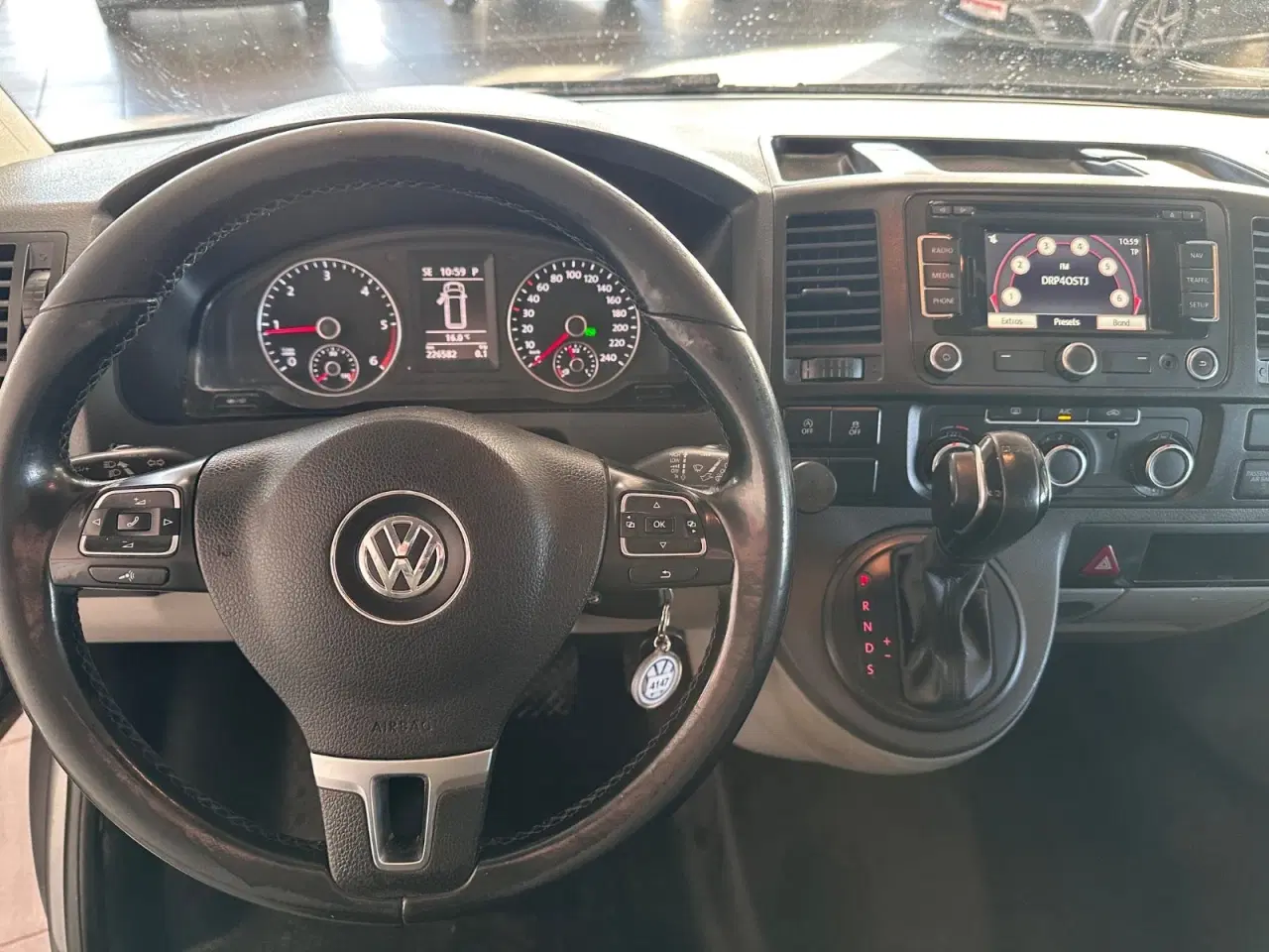 Billede 5 - VW Transporter 2,0 TDi 180 Kassevogn DSG 4Motion kort