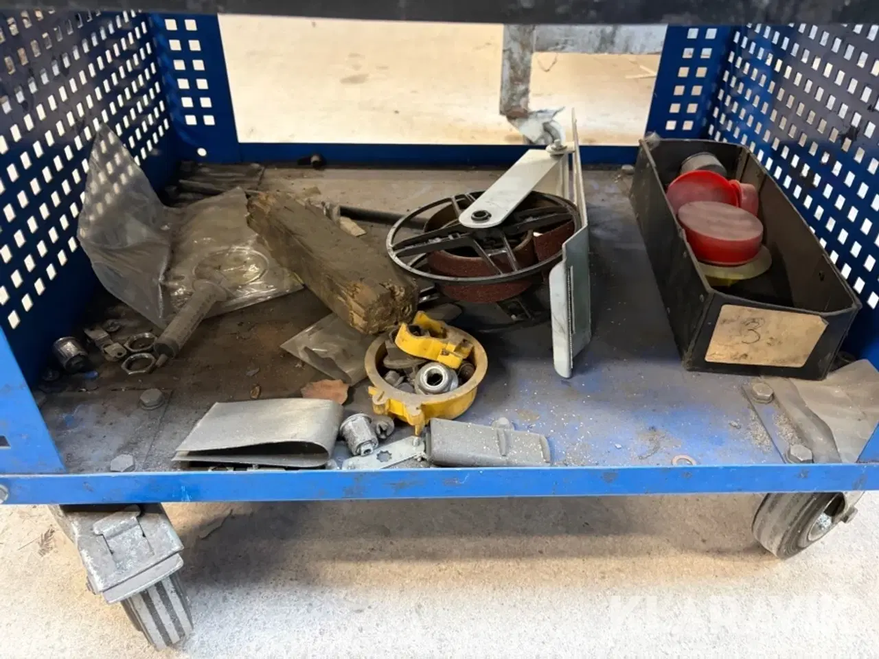 Billede 8 - Værktøjsskab 1 styk