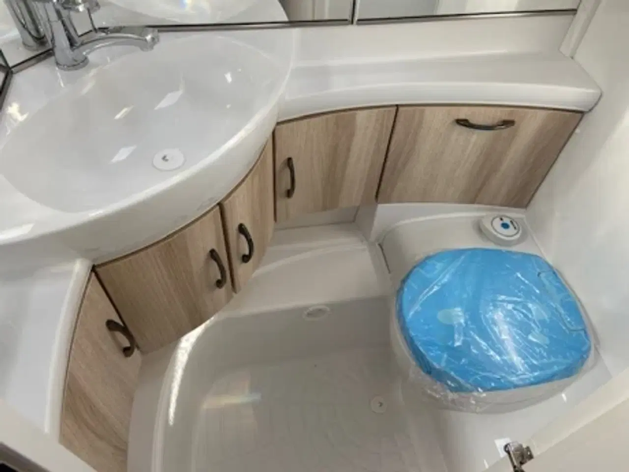 Billede 10 - Hobby De Luxe 460 LU