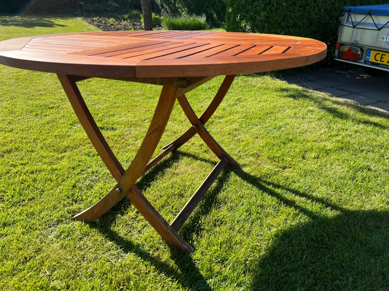 Billede 1 - Teak havebord rundt