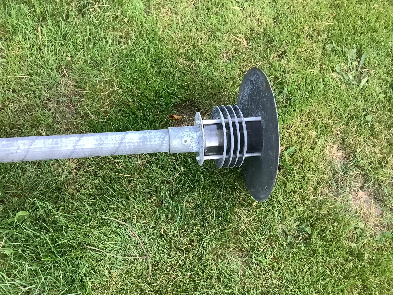 Billede 2 - Havelamper + væglampe galvaniseret 220v