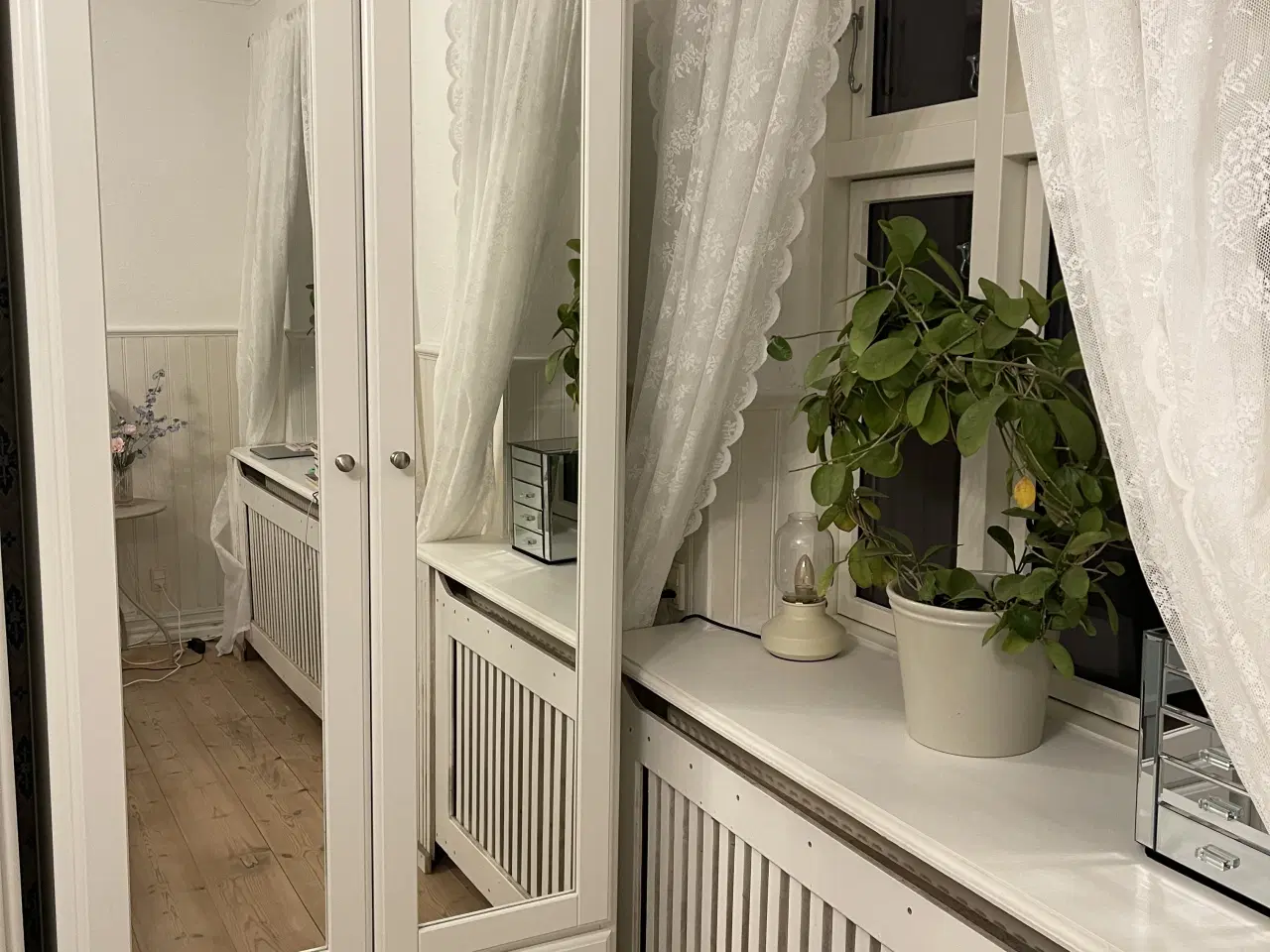 Billede 1 - Ikea garderobeskab Tyssedal