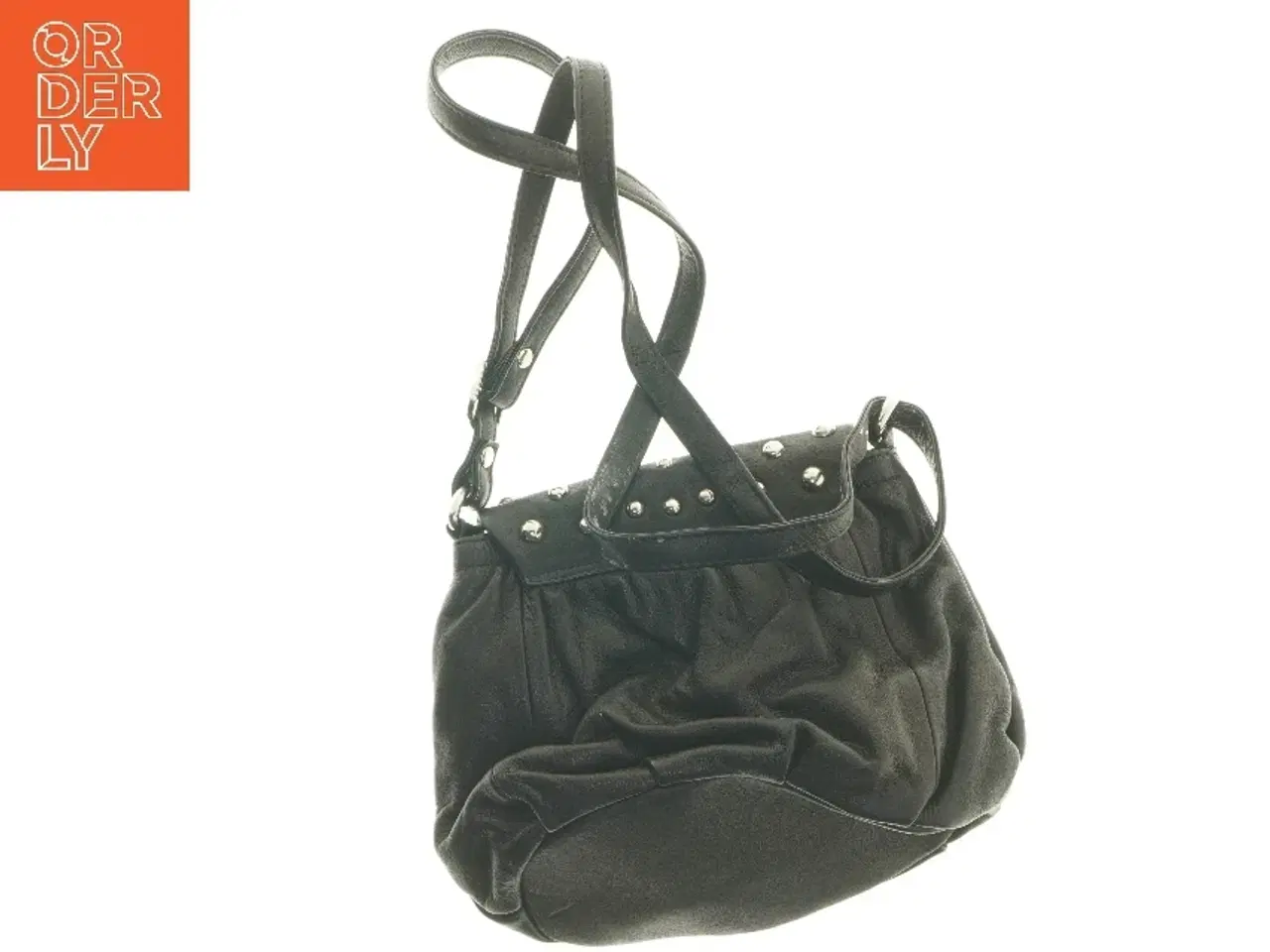 Billede 4 - Sort skuldertaske med nitter (str. 25x18 cm)