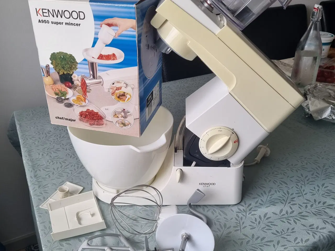 Billede 5 - Køkkenmaskine og kødhakker "KENWOOD " major