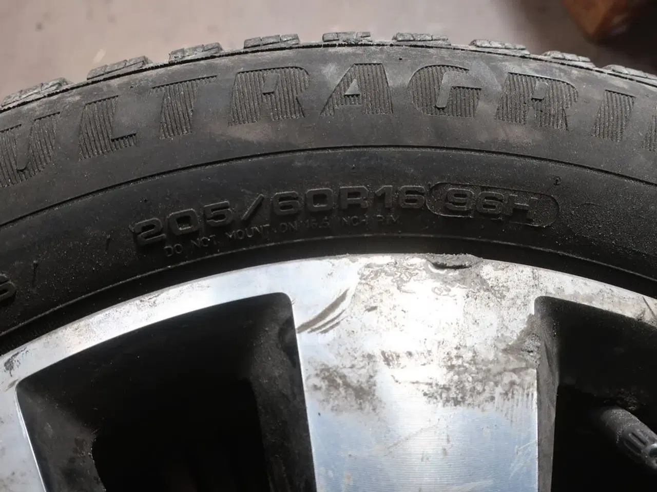 Billede 5 - 4 stk. dæk med fælge GOODYEAR  205/60R16