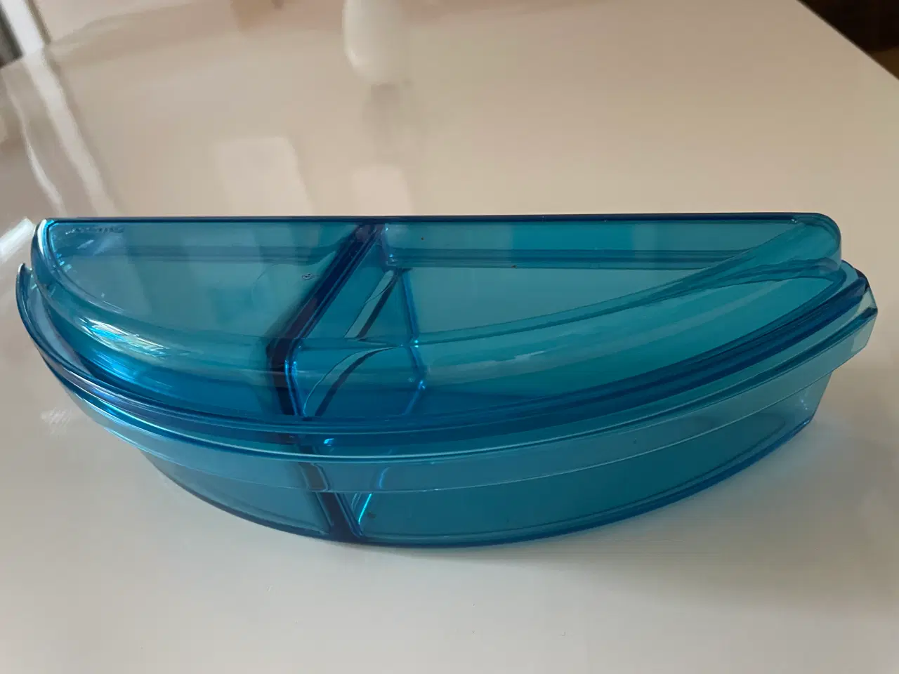 Billede 1 - Box med inddelte rum fra Tupperware