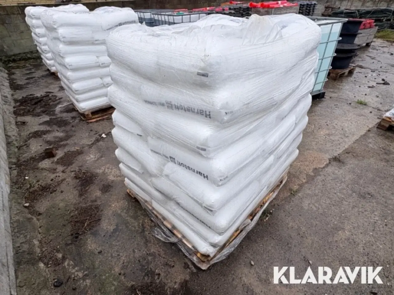 Billede 2 - Kvælstofgødning Yara Urea 40 sække a 25 kilo