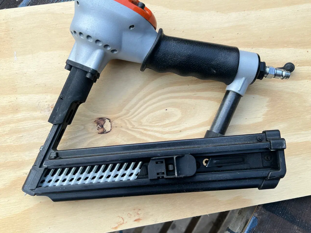 Billede 5 - Sømbeslagpistol Tjep KA 1