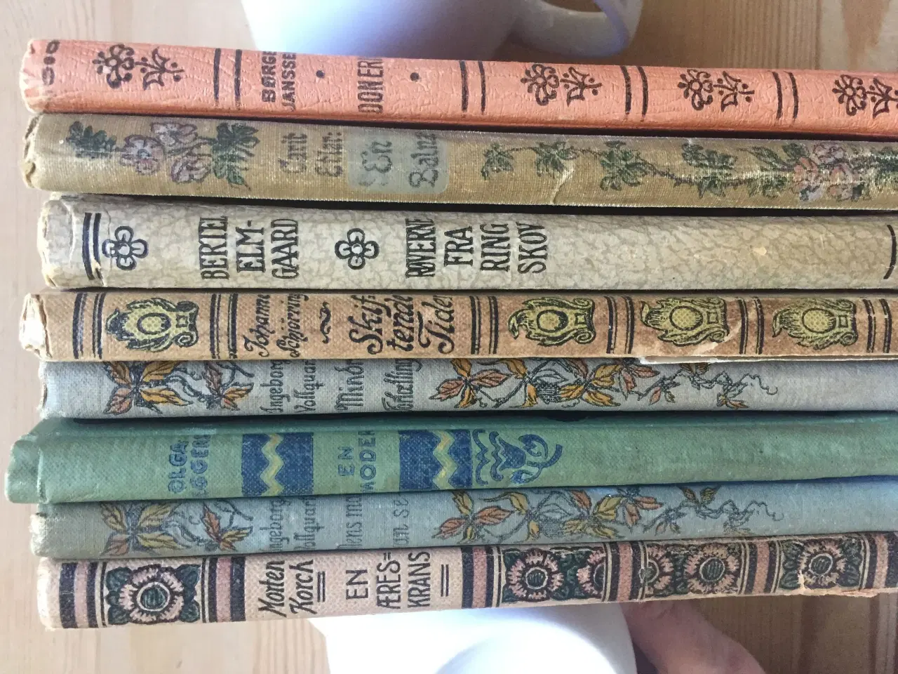 Billede 2 - 9 meget fine og smukke antikke bøger
