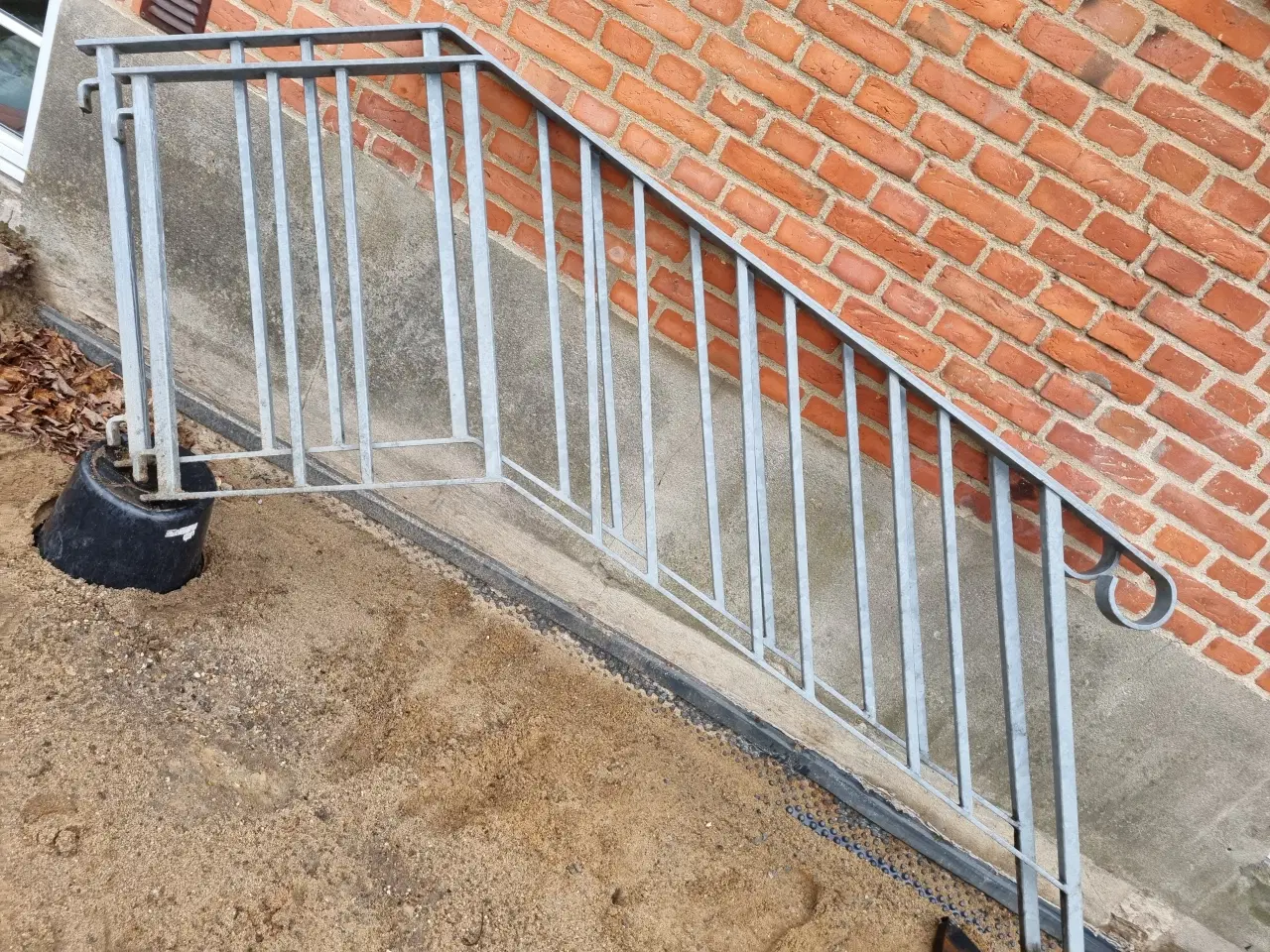 Billede 2 - Gelænder, galvaniseret 