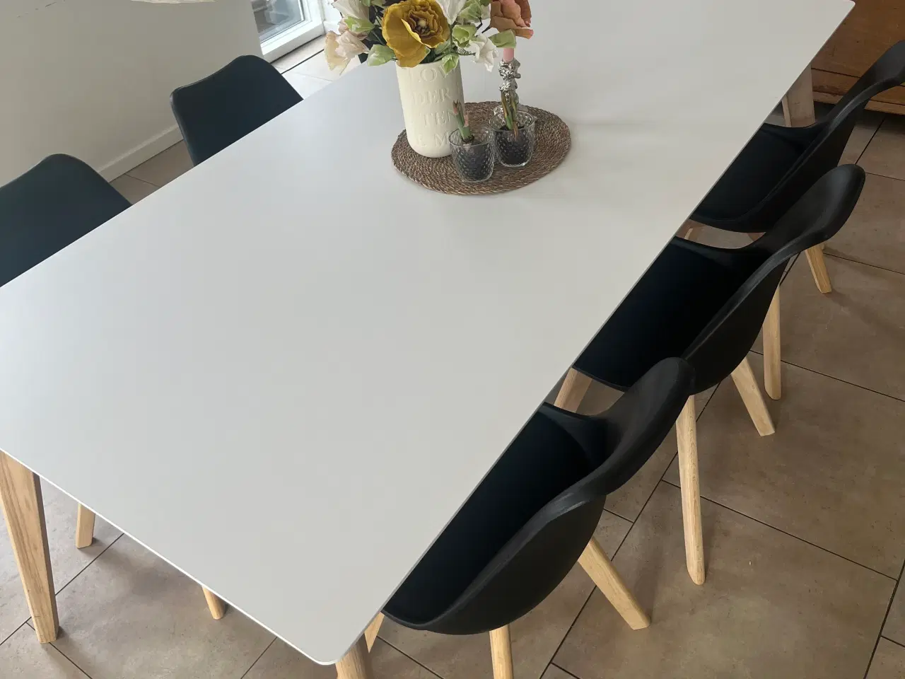 Billede 2 - ILVA spisebord + 6 stole + plader