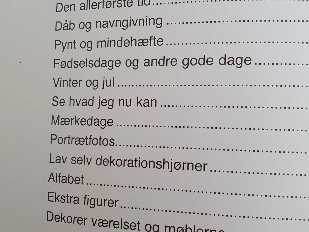 Billede 3 - Barnets bog,  som ny. lav selv