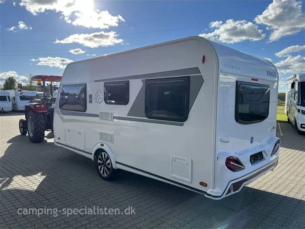 Billede 3 - 2021 - Knaus Südwind 450 FU "60 Years"   2021 Knaus Sudwind  60 Years 450 FU - Se den nu hos Camping-Specialisten i Silkeborg