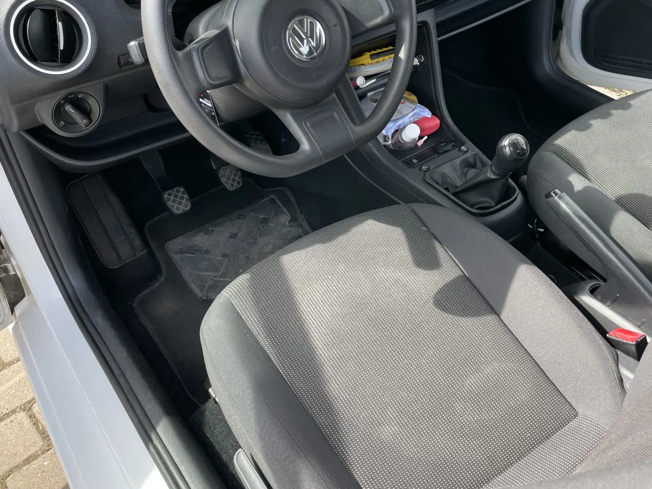 Billede 10 - Vw up 1.0 3 dørs sælges. 