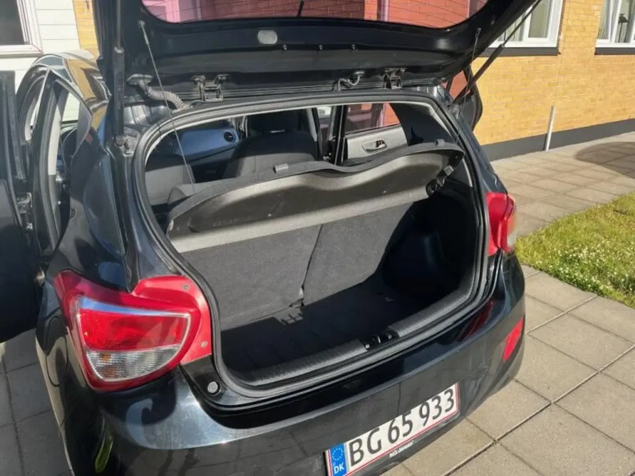 Billede 7 - Fin lille bil