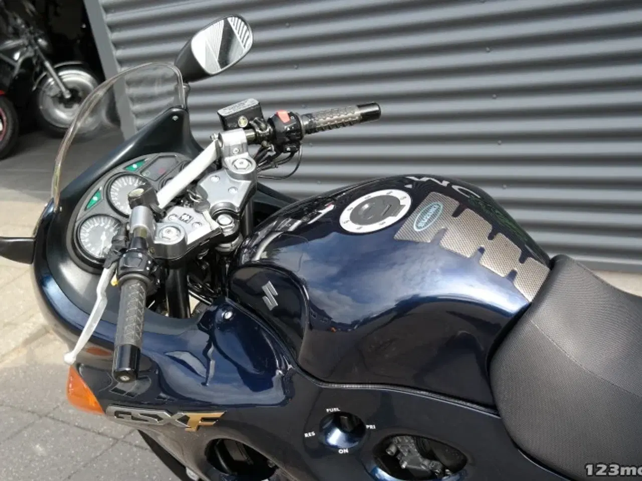 Billede 23 - Suzuki GSX 750 F MC-SYD       BYTTER GERNE