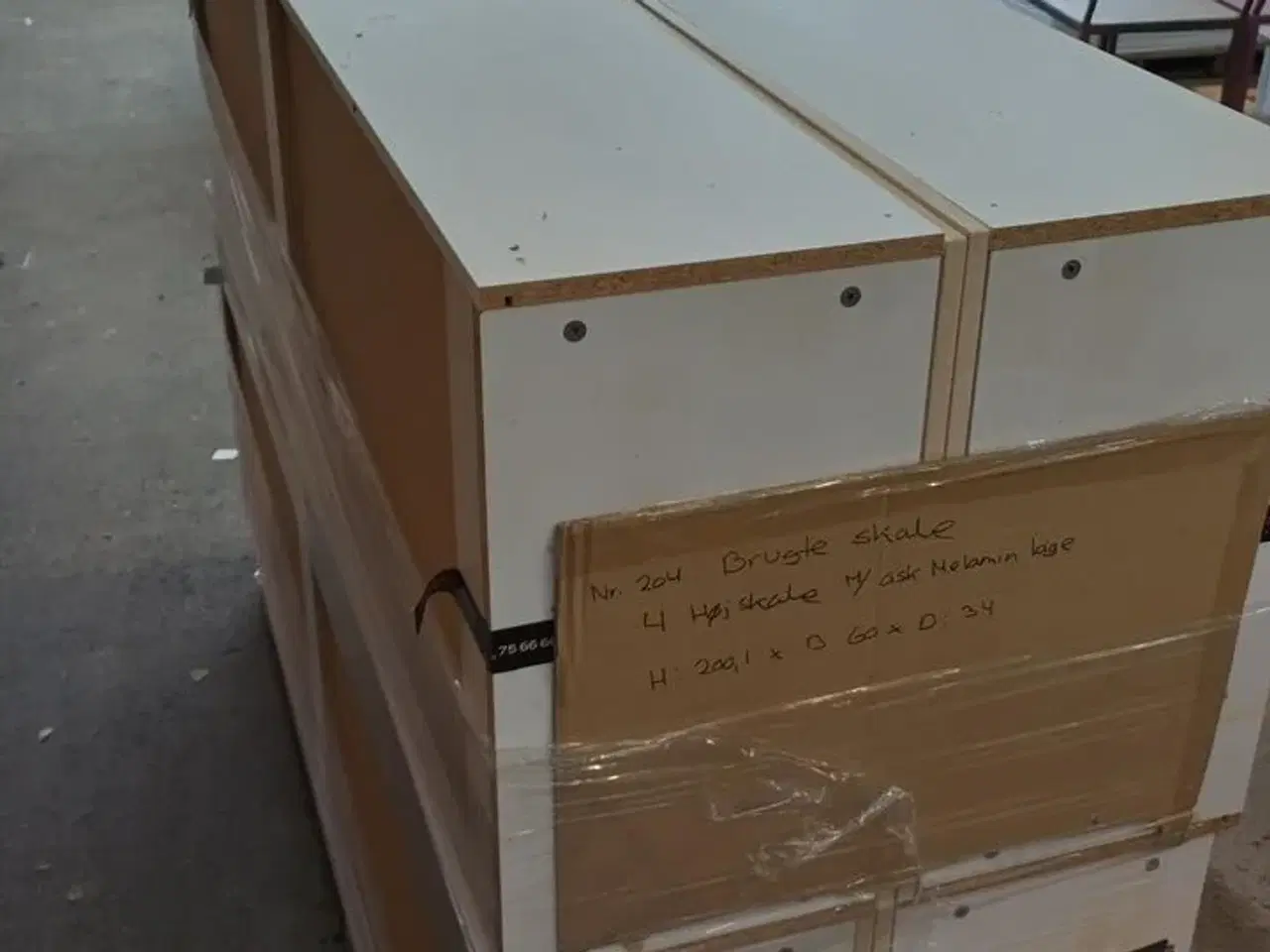 Billede 3 - 4 stk. Brugte højskabe  med låge