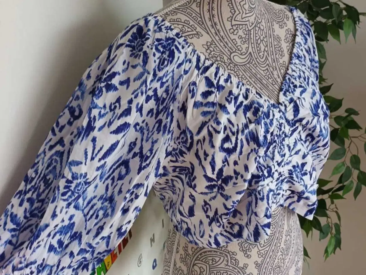 Billede 4 - Top. Gina Tricot. XL/42