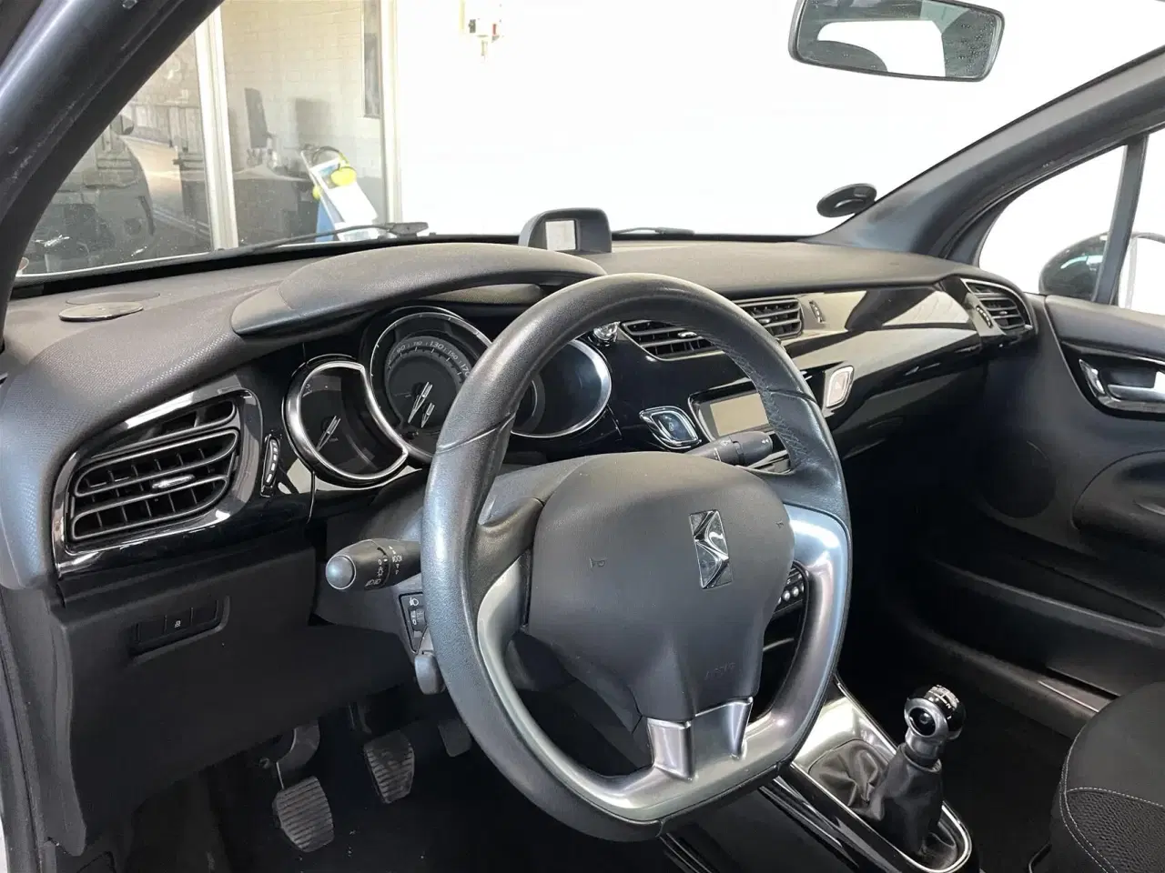 Billede 18 - Citroën DS3 1,2 VTi Style 82HK Cabr.