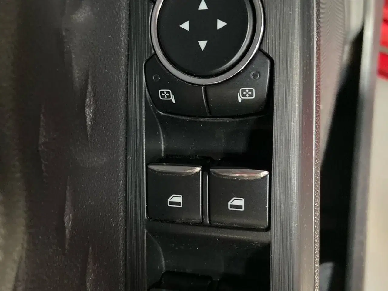 Billede 8 - Ford Kuga 2,5 Plugin-hybrid Vignale CVT 225HK 5d Trinl. Gear