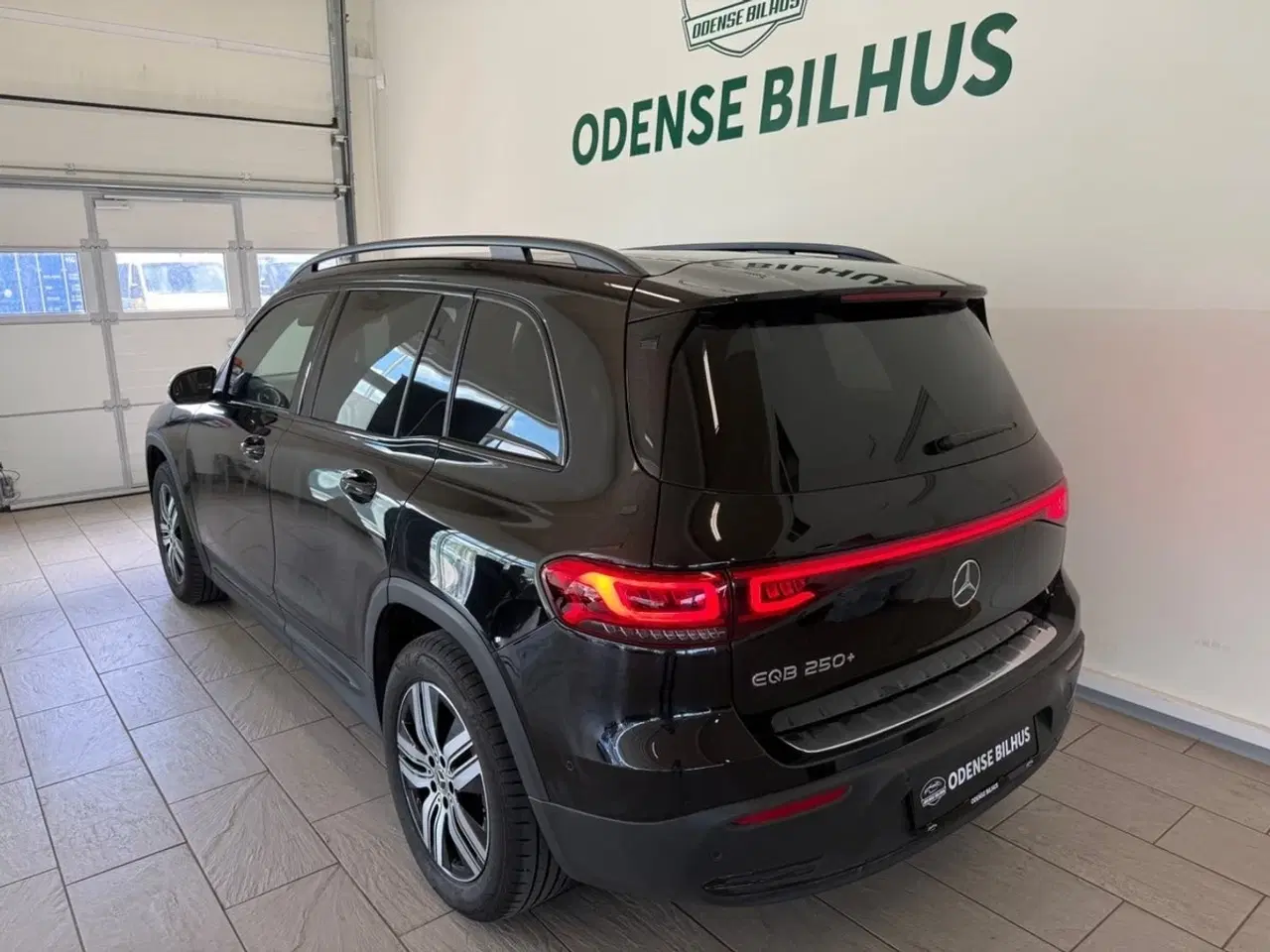 Billede 3 - Mercedes EQB250+  