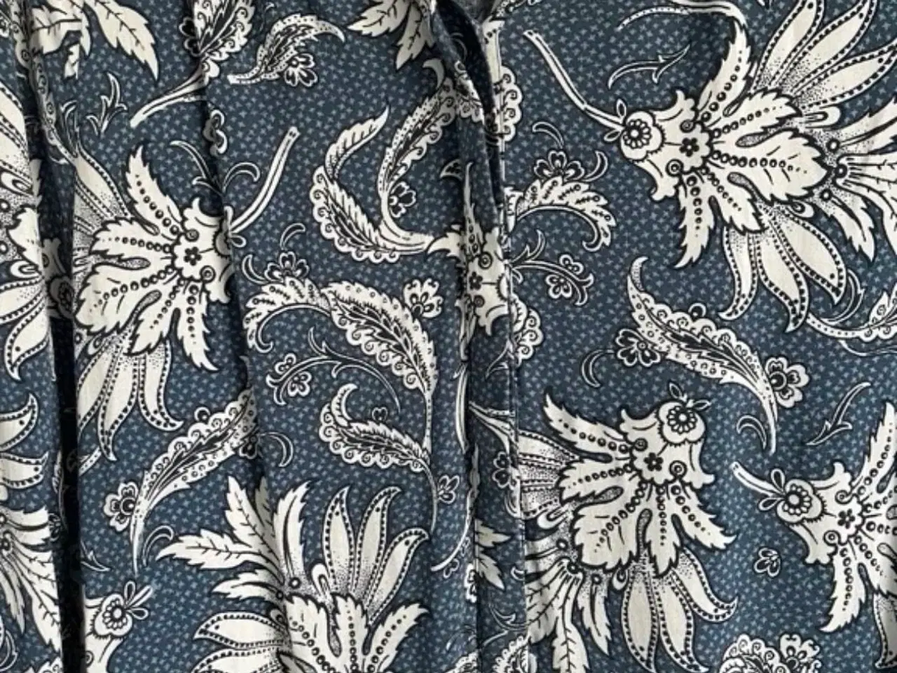 Billede 4 - Blå blomstret kjole fra H&M