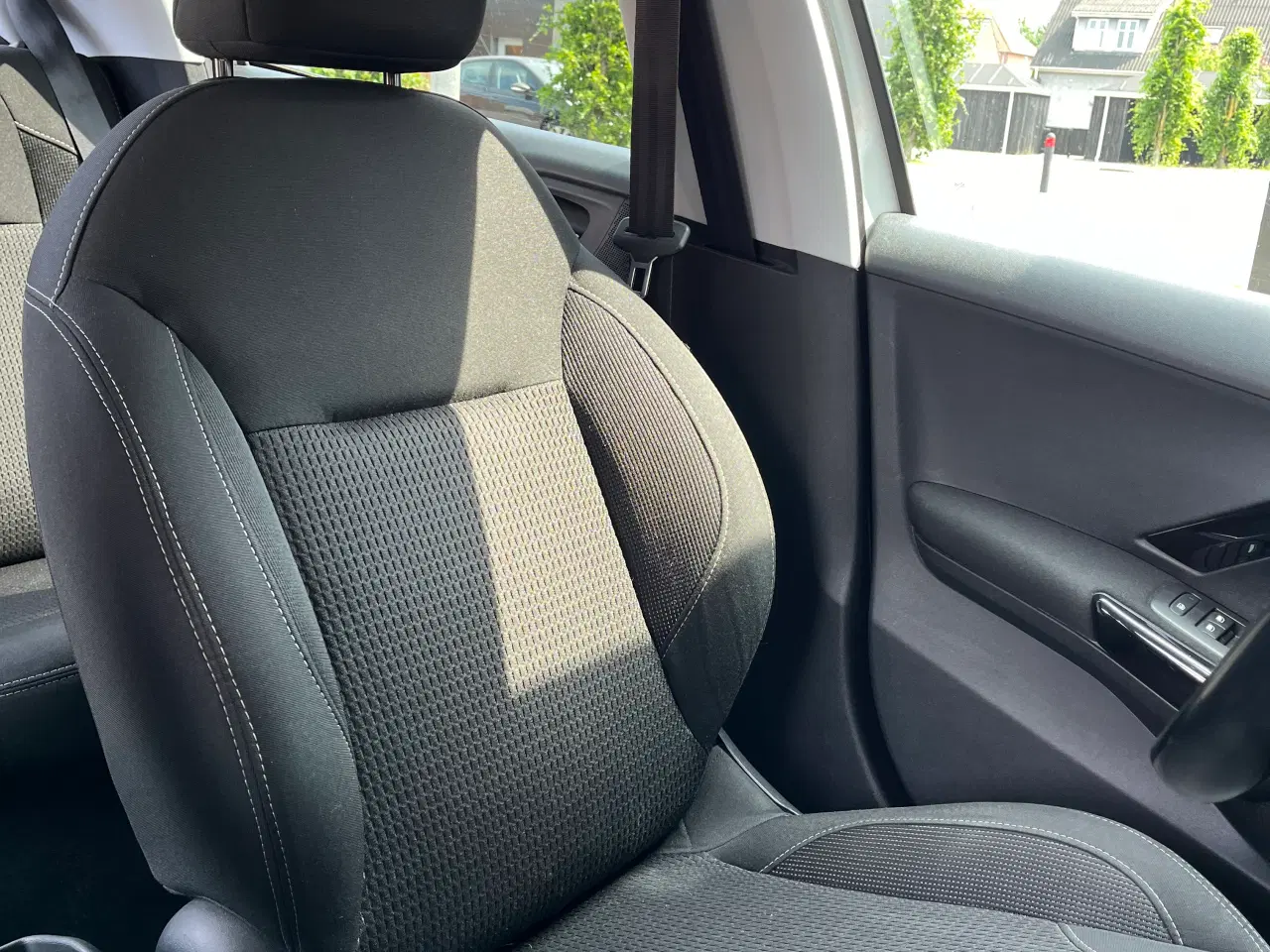 Billede 12 - Peugeot 208 Allure Sky