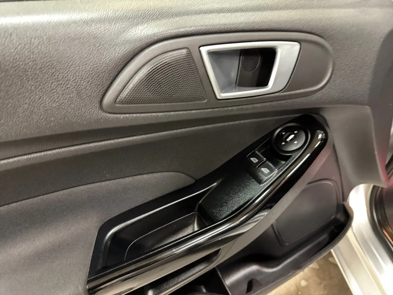 Billede 13 - Ford Fiesta 1,0 SCTi 100 Titanium