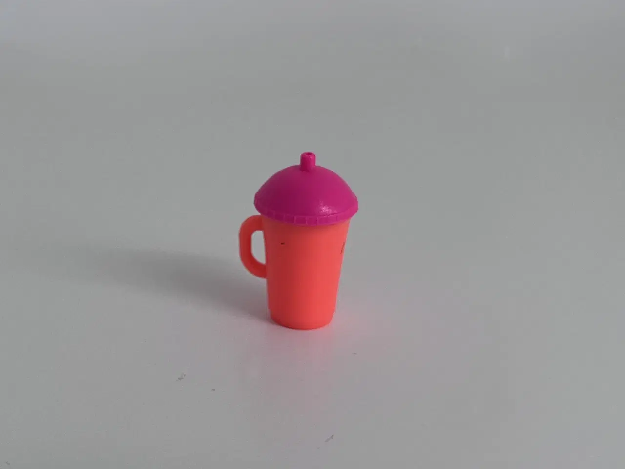 Billede 7 - L.O.L. Surprice Dukke inkl.tøj, sko, solbrillerog