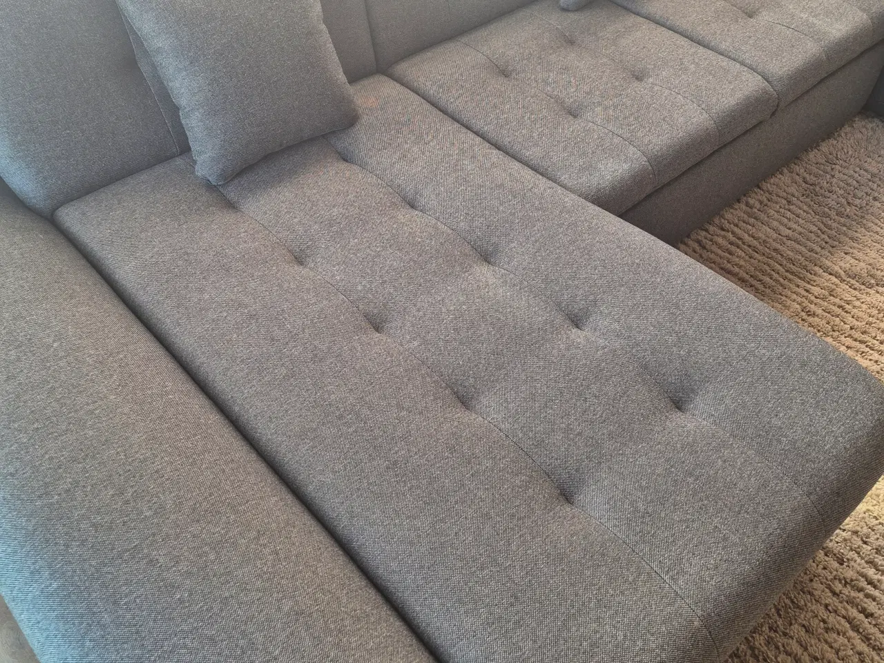 Billede 5 - Grå U-sofa med flere funktioner 