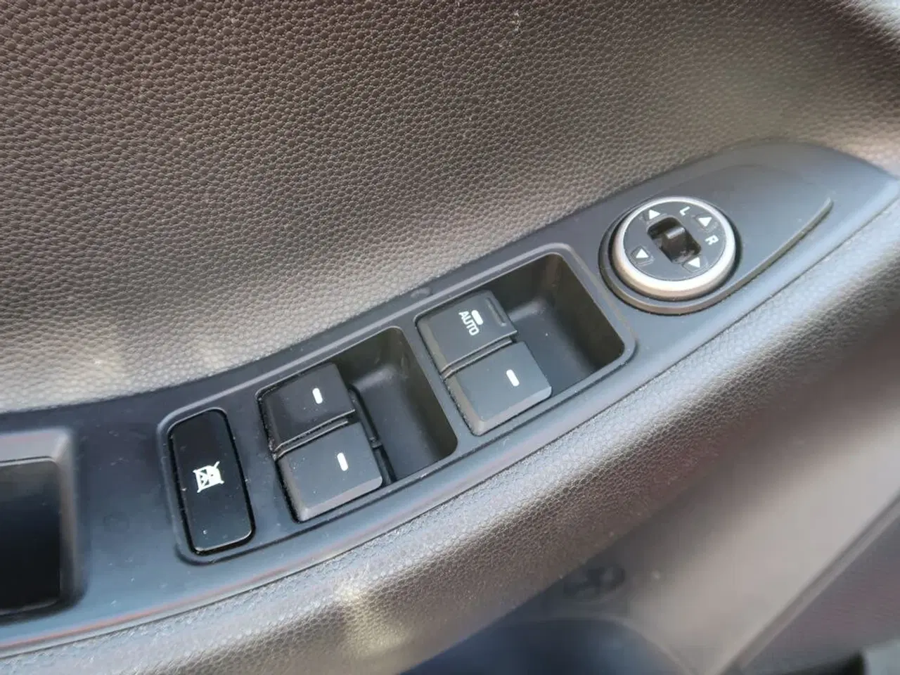 Billede 10 - Personbil HYUNDAI I20 1.25 5-dørs Hatchback (Momsfri)