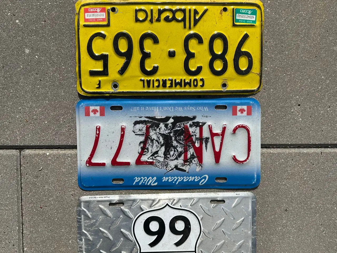 Billede 2 - Nummerplader 3 stk bl.a. Canada