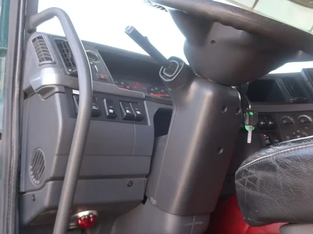 Billede 39 - Lastbil m. kran VOLVO FMX