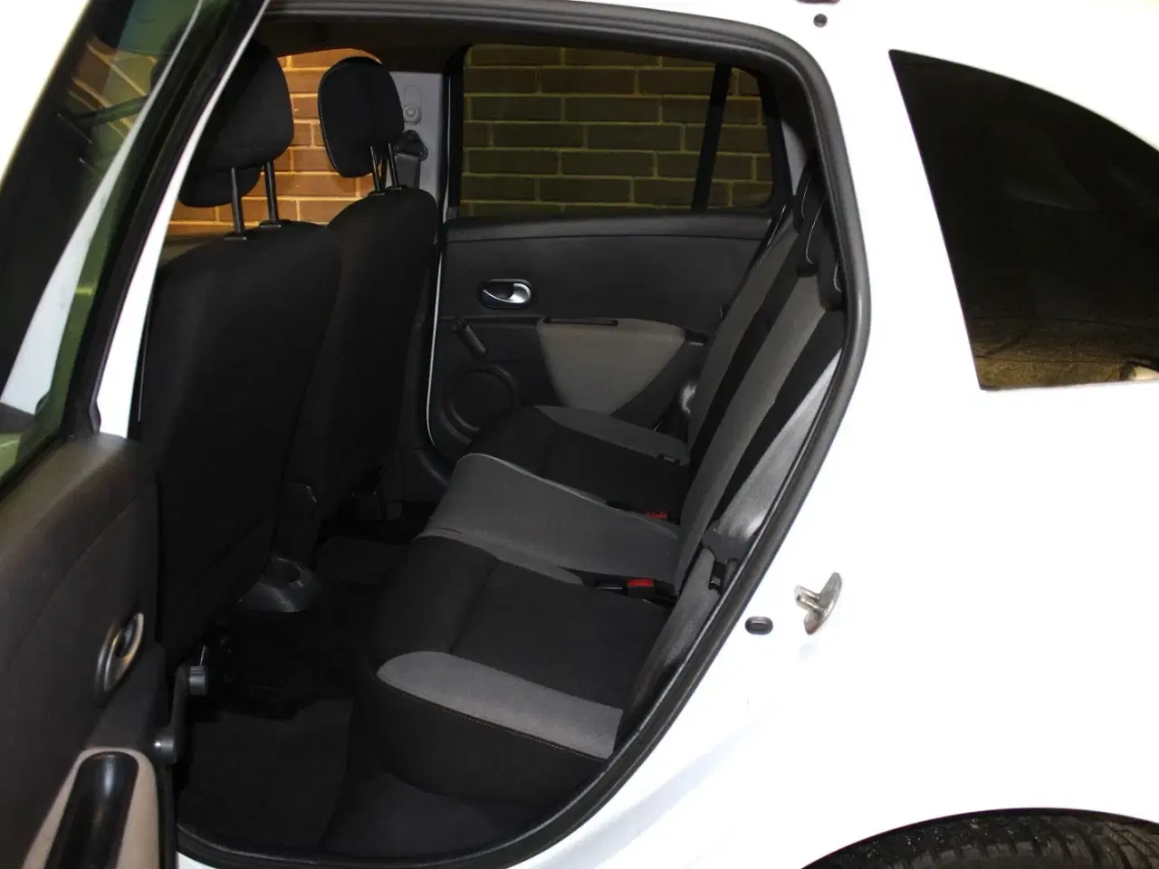 Billede 5 - Renault Clio III 1,5 dCi 75 Expression Sport Tourer