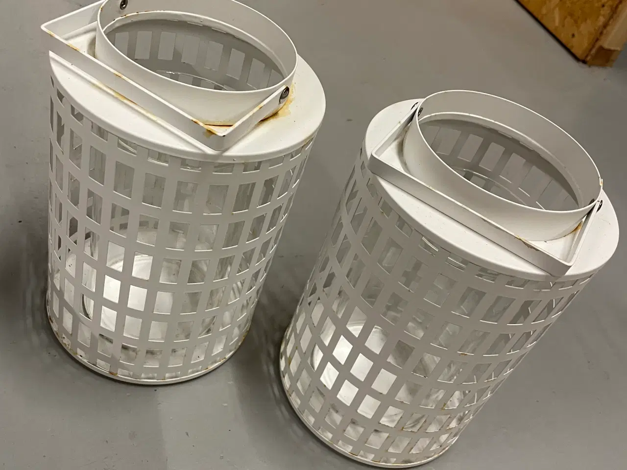Billede 3 - To hvide lanterner 