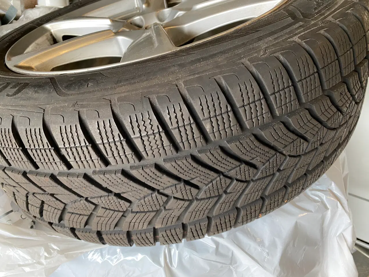 Billede 2 - 19" Originale Volvo XC90 vinterhjul