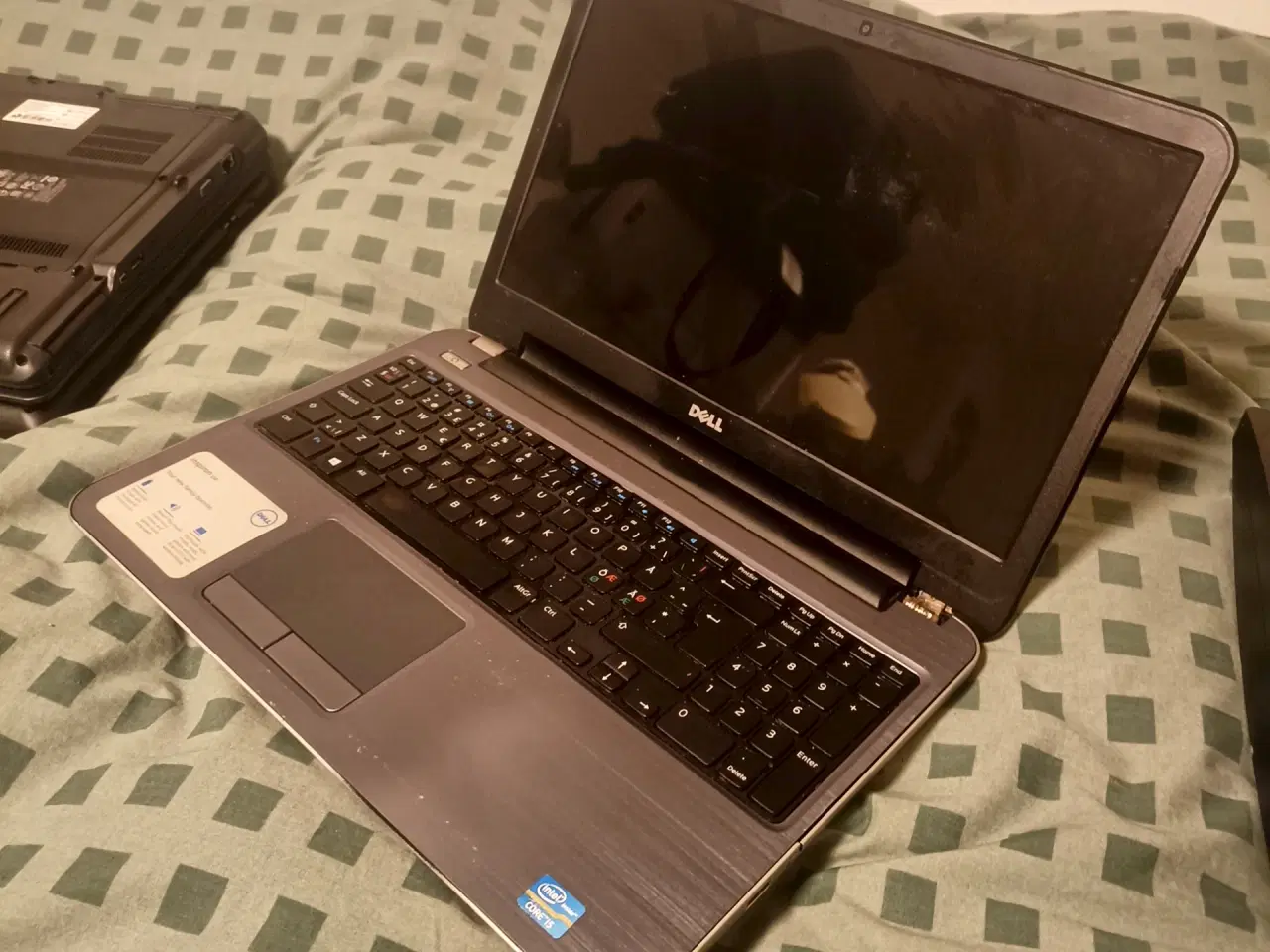 Billede 2 - 4 stks bærbare computere og 8 computertasker 