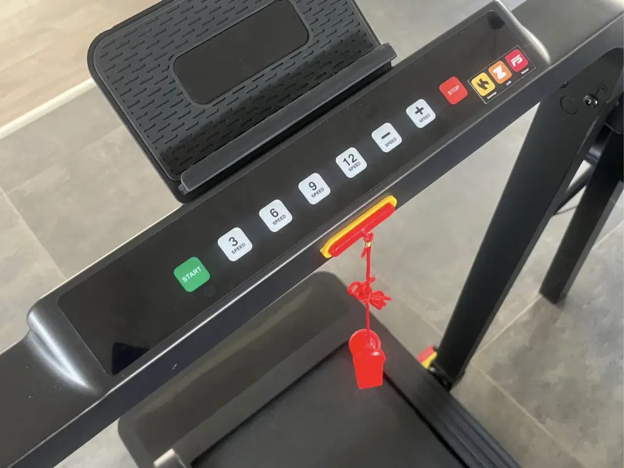Billede 3 - Meget velholdt gå-/løbebånd