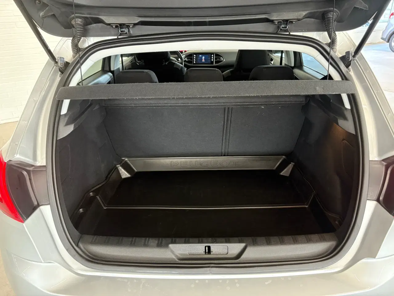 Billede 5 - Peugeot 308 1,2 e-THP Style 130HK 5d 6g