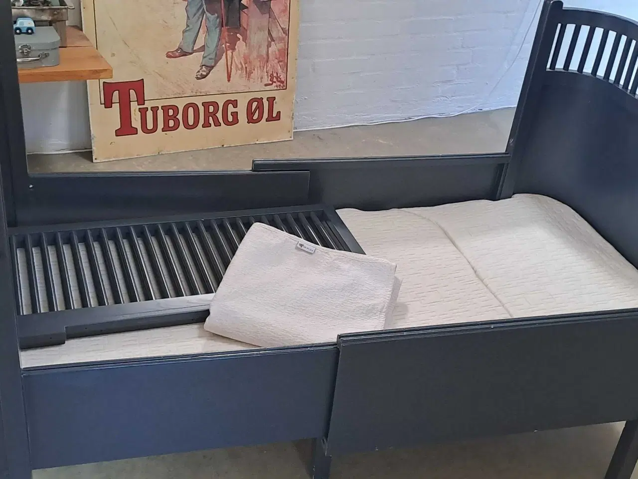 Billede 3 - Antik Juno- lille per seng