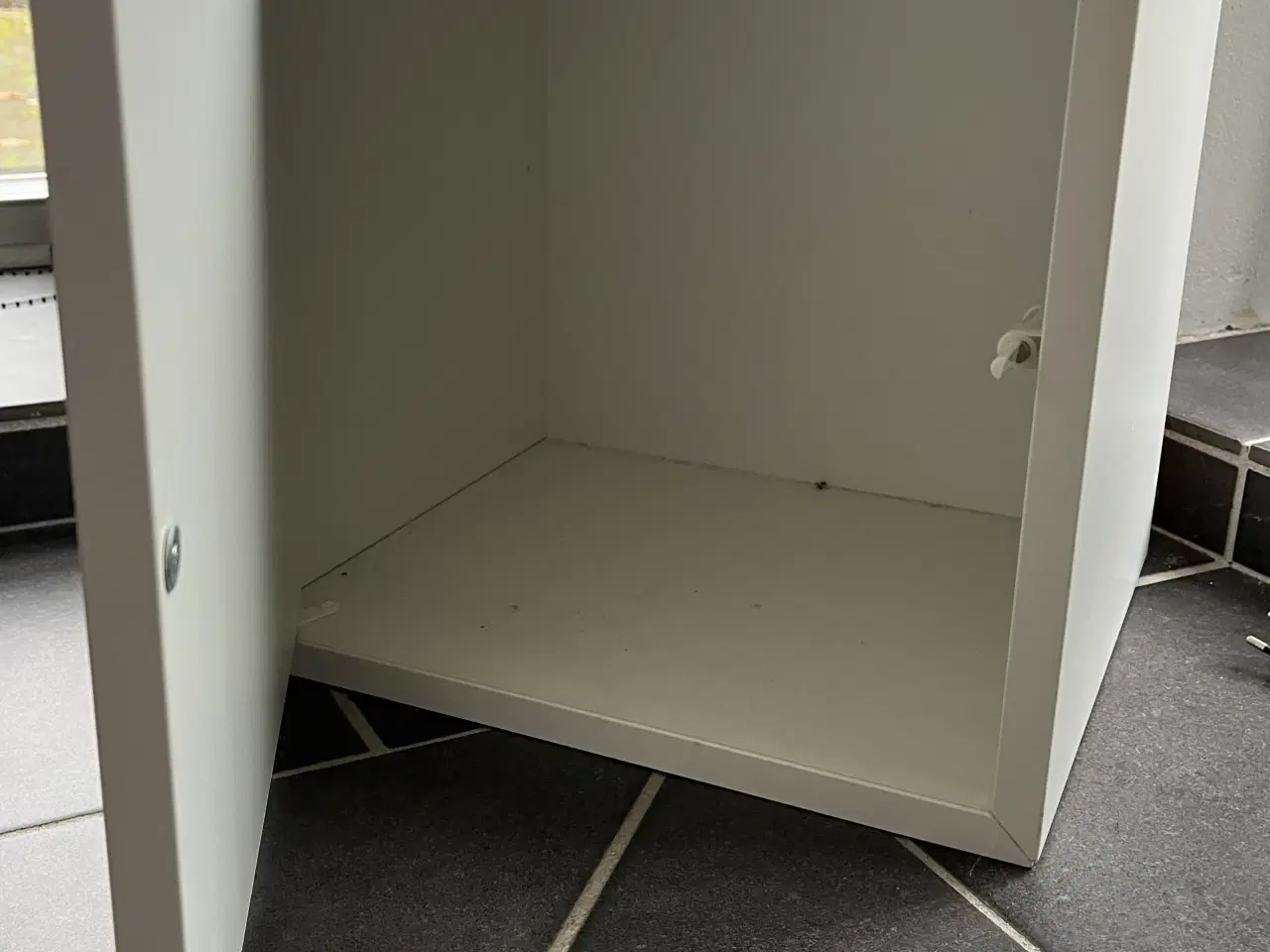 Billede 4 - Lang sort bordplade i træ