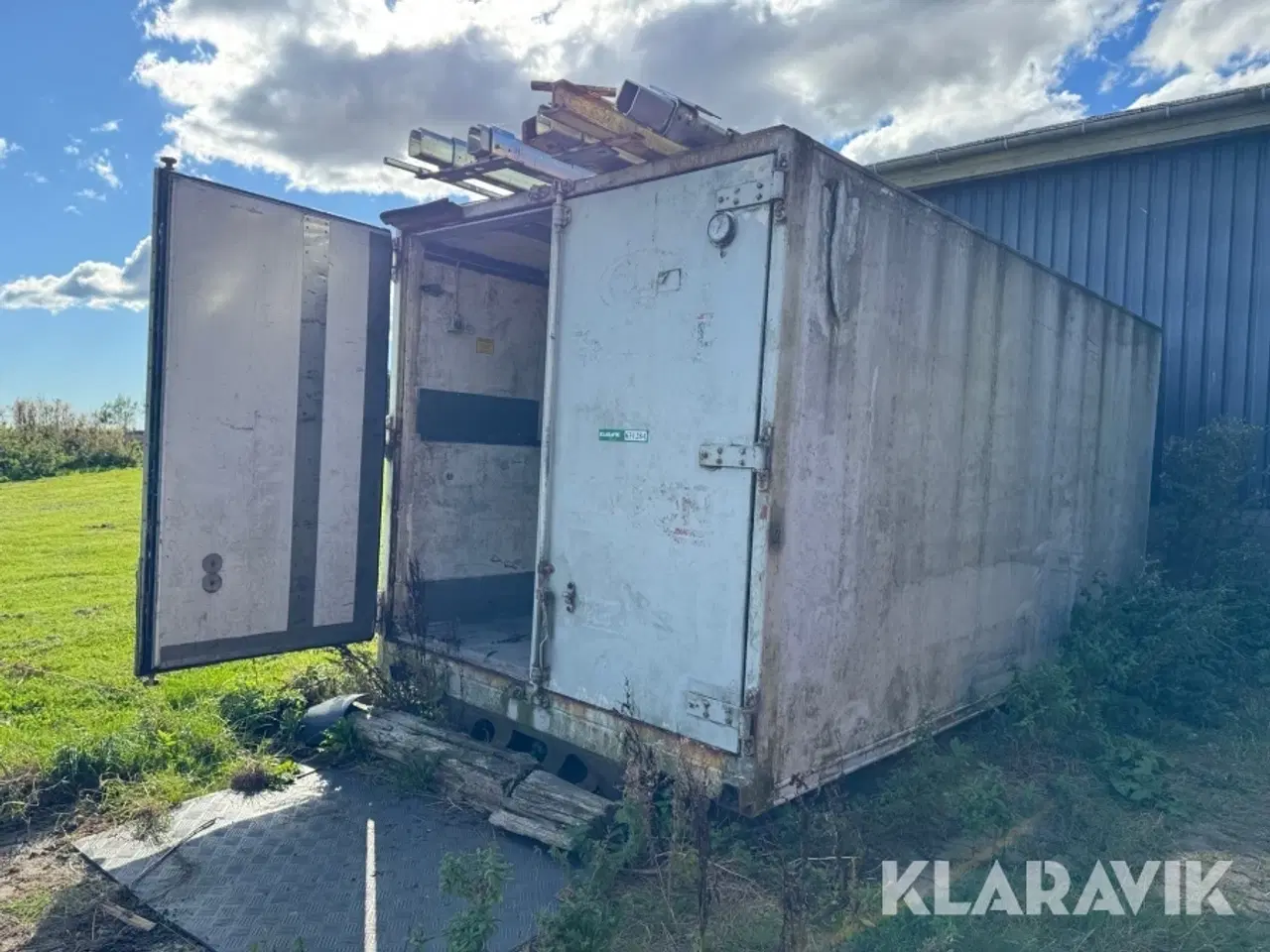 Billede 1 - Isoleret kølecontainer med køleanlæg